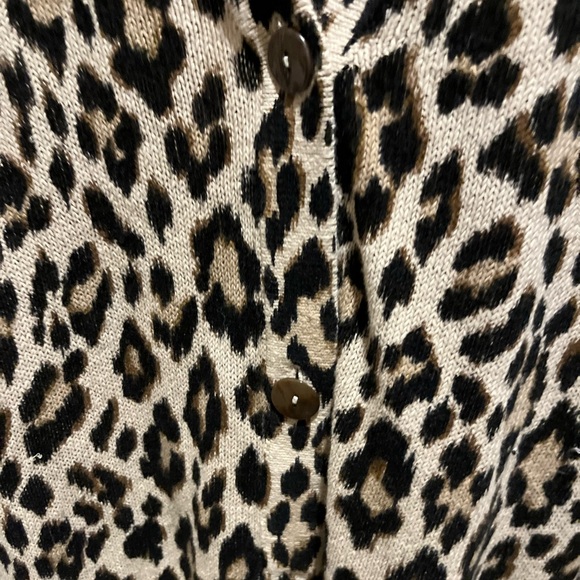 32. WOMENS CHICO’S 2P/LP DETAIL SWEATER - Picture 5 of 7